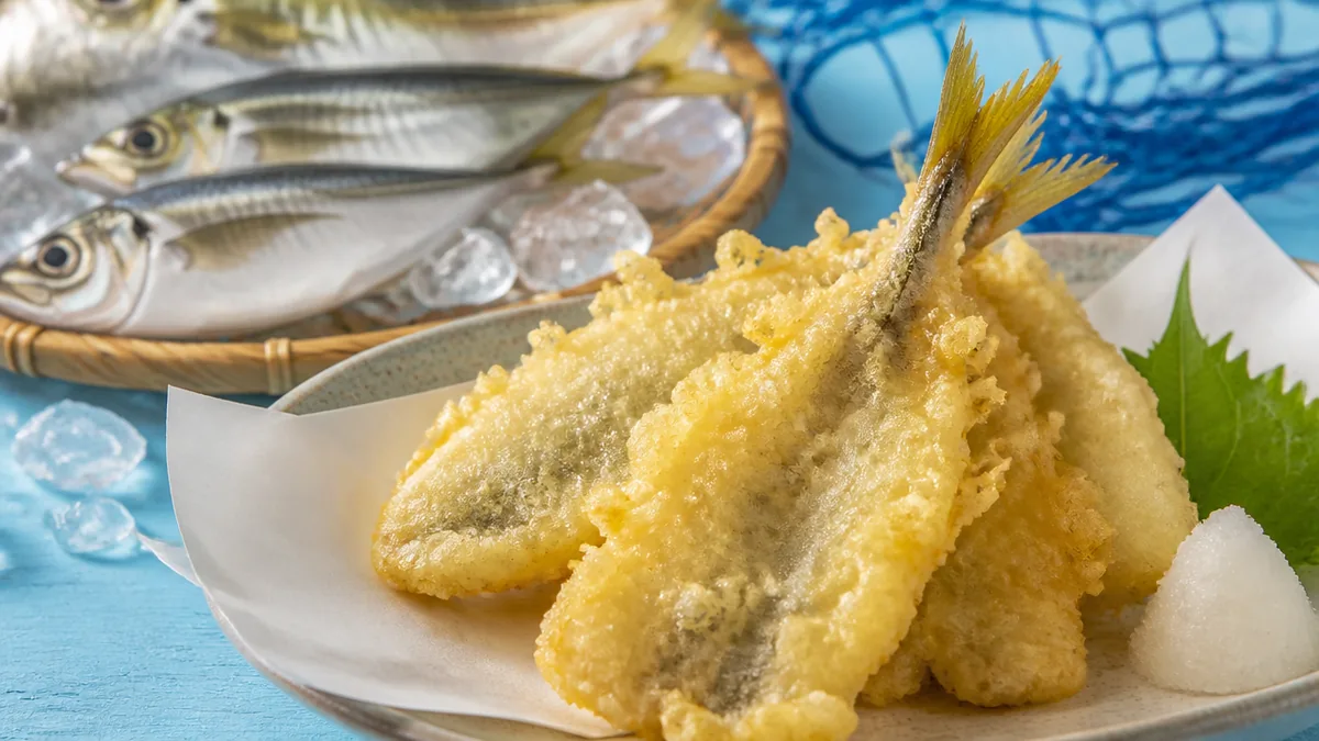 鯵天ぷらをサクッと揚げる油温は170℃|衣の作り方からアジのさばき方・保存まで丸わかりのアイキャッチ画像